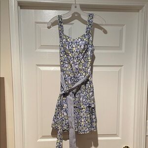 Vineyard Vines White and Blue Floral Dress